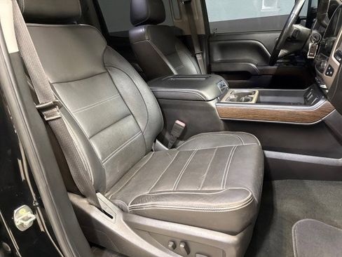 Used 2018 GMC Sierra 3500 Denali w/ Duramax Plus Package image 58