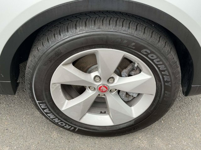 Used 2020 Jaguar E-PACE AWD/4WD image 10