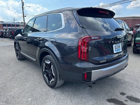 Used 2025 Kia Telluride S FWD image 4