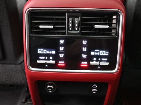 Used 2023 Porsche Cayenne GTS AWD/4WD image 21