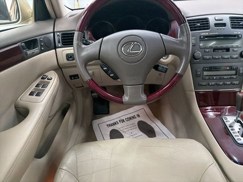 Used 2004 Lexus ES 330 image 21