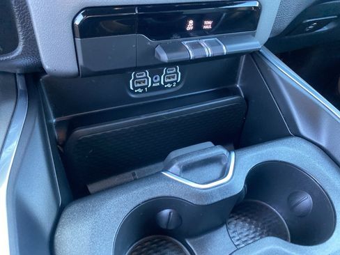 Used 2024 RAM 1500 Laramie image 19