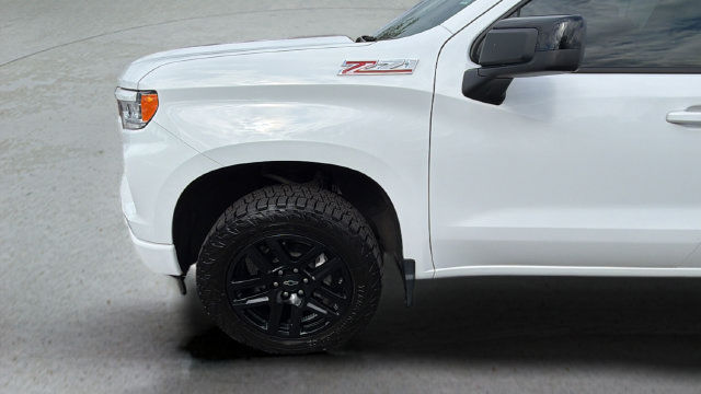 Used 2024 Chevrolet Silverado 1500 RST w/ Convenience Package II AWD/4WD image 38