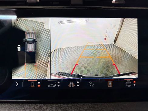 Used 2024 GMC Sierra 2500 AT4 w/ AT4 Premium Plus Package image 27