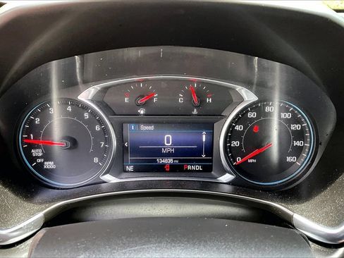 Used 2019 Chevrolet Equinox LT FWD image 12