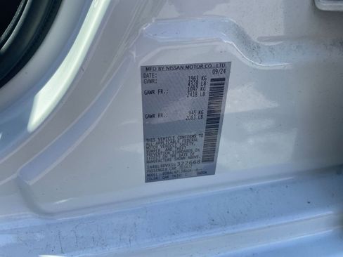 Used 2025 Nissan Altima 2.5 SV image 24