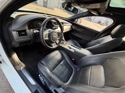 Used 2018 Jaguar XF S AWD/4WD image 17