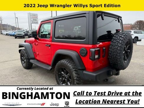 Used 2022 Jeep Wrangler Sport image 7