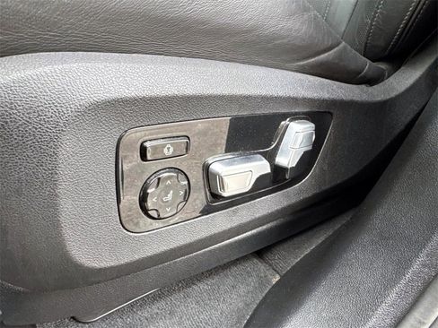 Used 2021 BMW X5 M Competition w/ Competition Package image 19