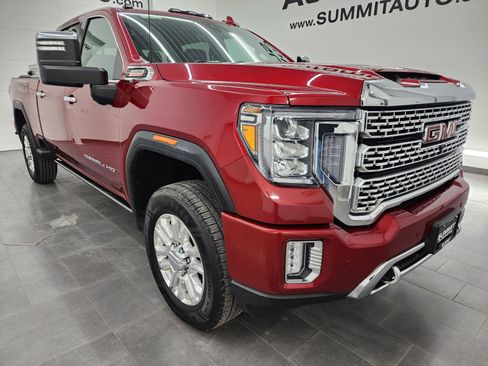 Used 2022 GMC Sierra 2500 Denali image 2