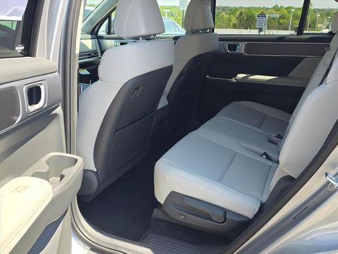 New 2026 Hyundai Santa Fe SEL FWD image 10