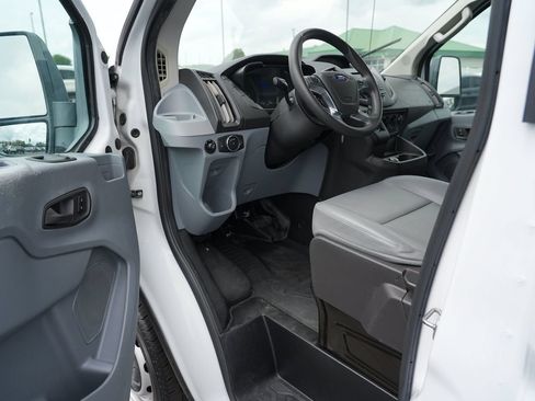 Used 2018 Ford Transit 350 XL RWD image 27
