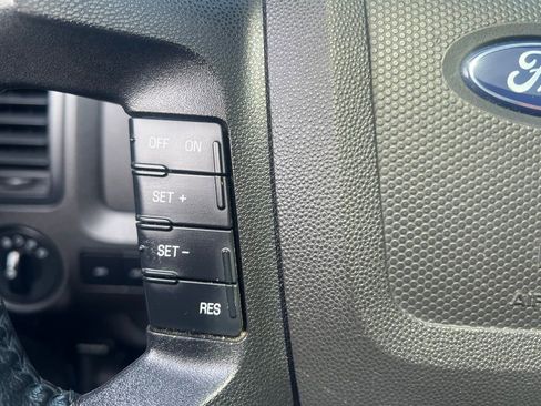 Used 2010 Ford Escape XLT image 23