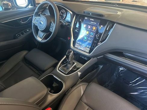 Used 2025 Subaru Outback Limited image 16