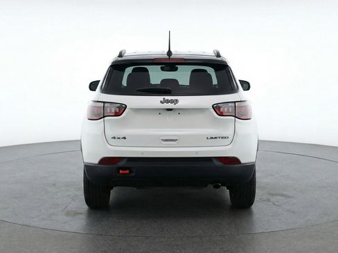 Used 2025 Jeep Compass Trailhawk image 7