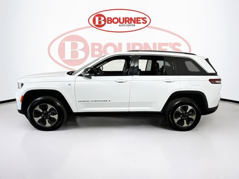 Used 2024 Jeep Grand Cherokee Limited 4xe AWD/4WD image 8