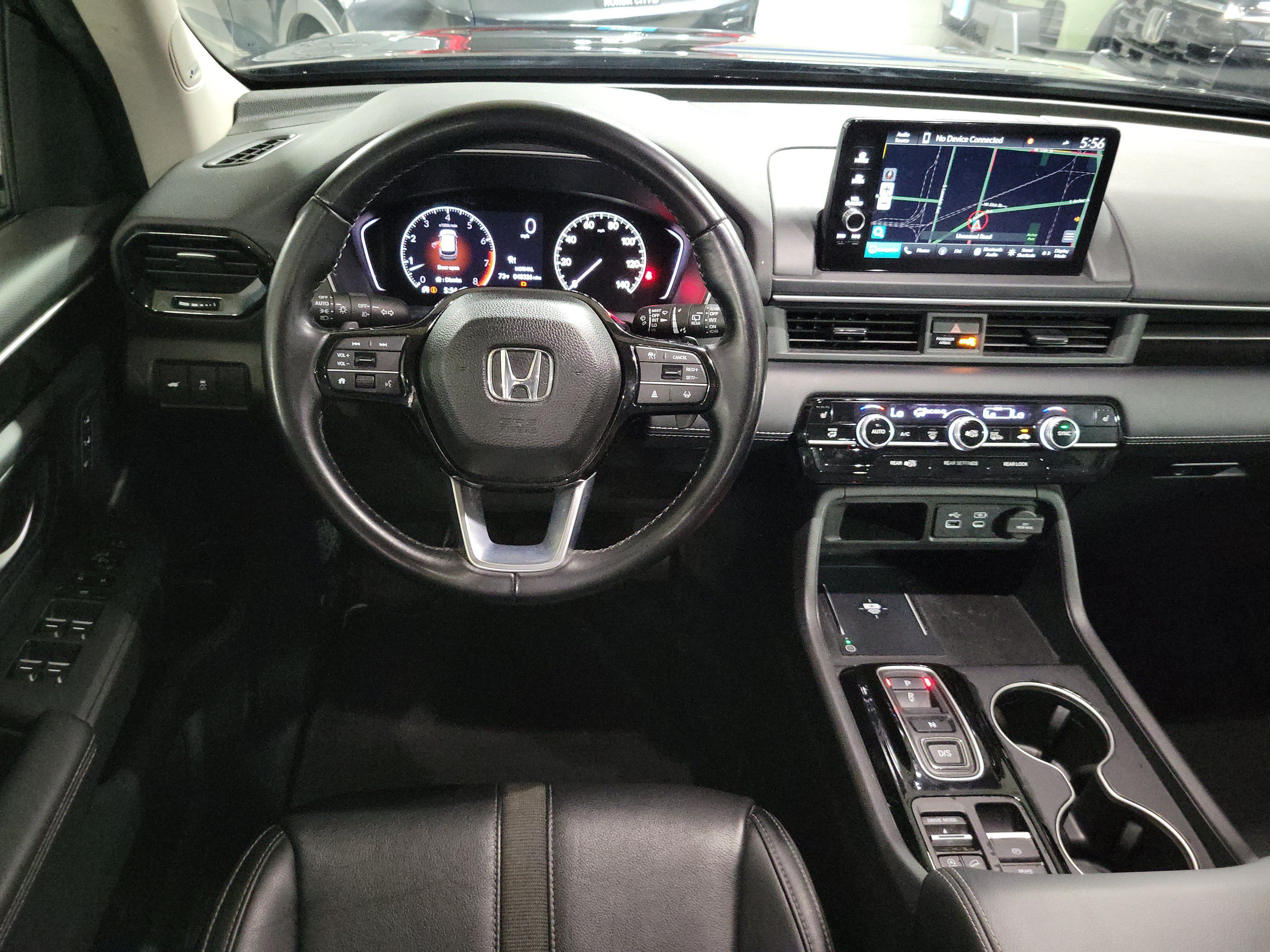 Certified 2024 Honda Pilot Touring image 14