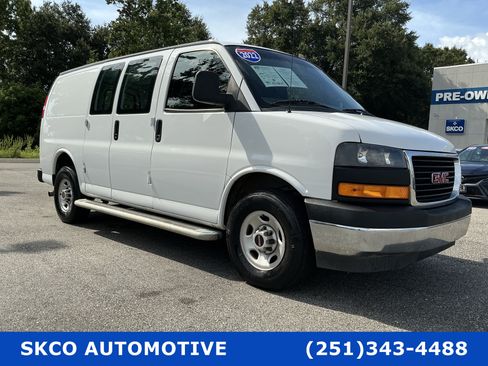 Used 2022 GMC Savana 2500 w/ Driver Convenience Package RWD image 11