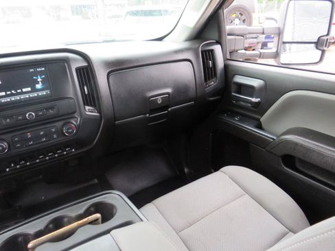 Used 2019 Chevrolet Silverado 3500 W/T w/ WT Convenience Package AWD/4WD image 23