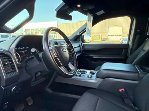 Used 2021 Ford Expedition XLT AWD/4WD image 19
