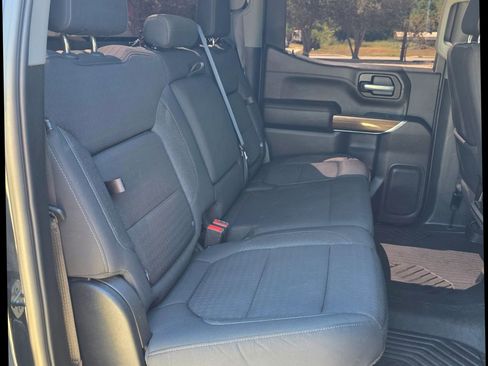 Used 2021 Chevrolet Silverado 1500 LT Trail Boss image 21