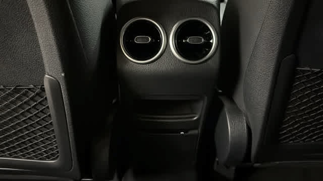 Certified 2026 Mercedes-Benz GLB 250 4MATIC image 30