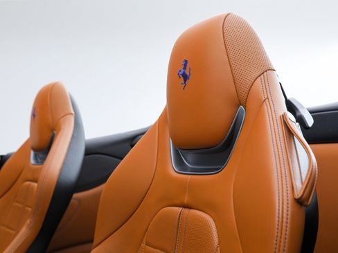 Certified 2023 Ferrari Portofino M image 38