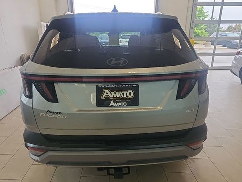 Certified 2025 Hyundai Tucson SEL AWD/4WD image 4