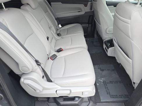 Used 2023 Honda Odyssey Touring image 24