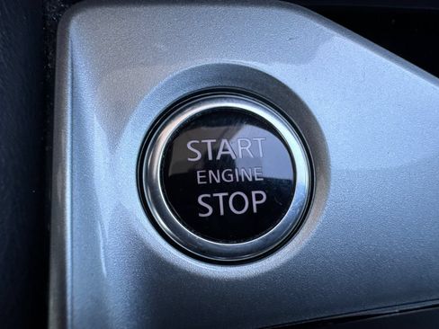 Used 2024 Nissan Altima 2.5 SR FWD image 22