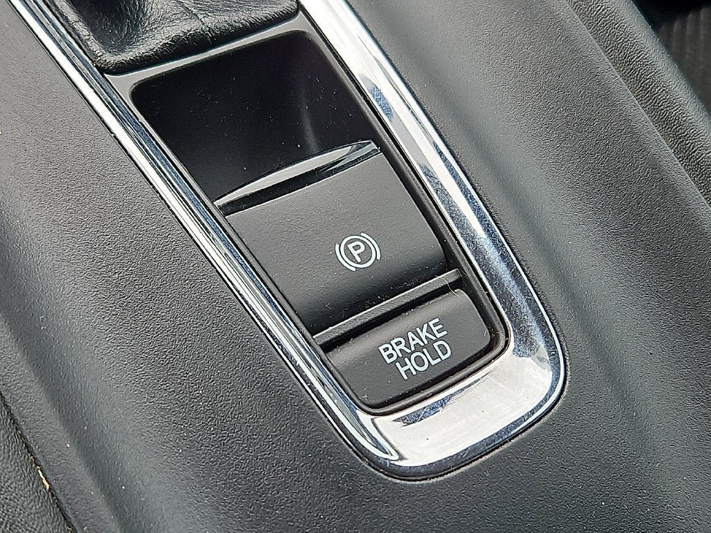 Used 2018 Honda HR-V EX image 25