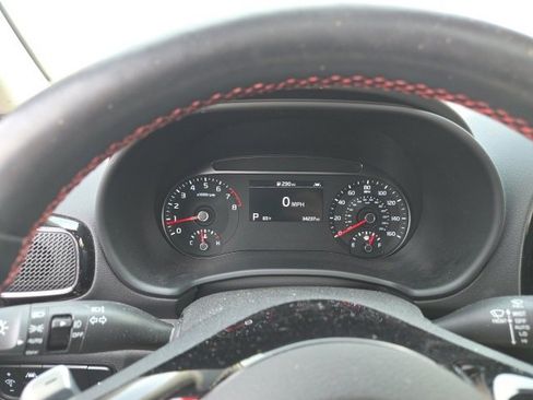 Used 2022 Kia Soul Turbo image 36