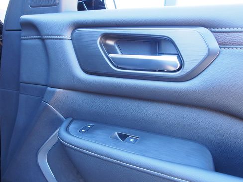 New 2026 Nissan Armada Platinum image 13