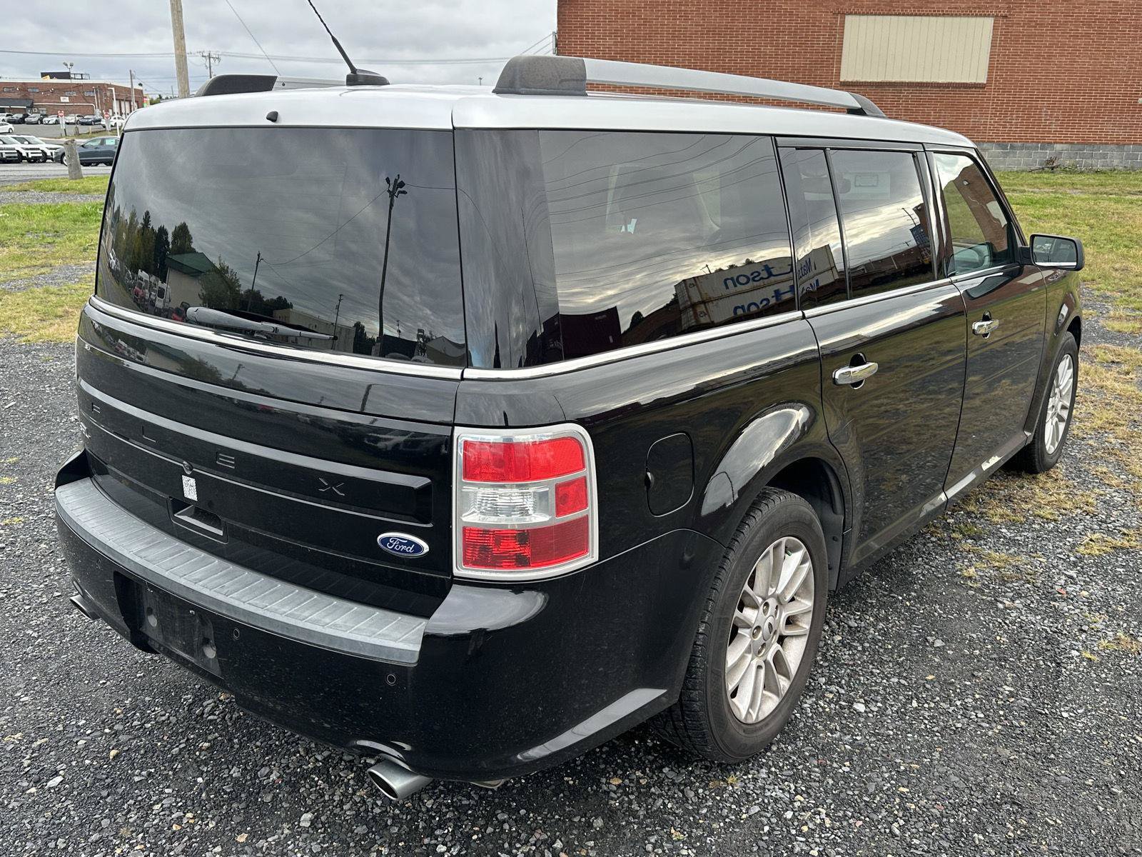 Used 2016 Ford Flex SEL w/ Equipment Group 202A FWD image 8