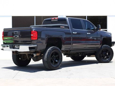 Used 2015 Chevrolet Silverado 2500 LTZ w/ Duramax Plus Package AWD/4WD image 8