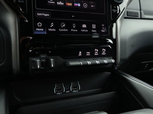 New 2026 RAM 2500 Big Horn AWD/4WD image 19