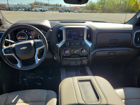 Used 2021 Chevrolet Silverado 1500 LTZ w/ Technology Package AWD/4WD image 18