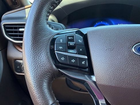 Used 2022 Ford Explorer King Ranch w/ Technology Package AWD/4WD image 27