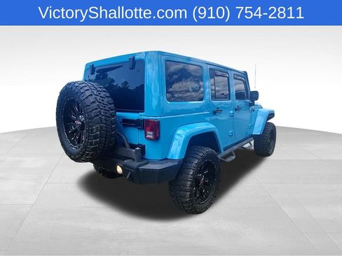 Used 2018 Jeep Wrangler Unlimited Sahara AWD/4WD image 19