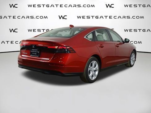 Used 2025 Honda Accord LX image 41