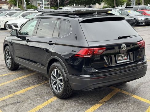Used 2021 Volkswagen Tiguan S FWD image 9