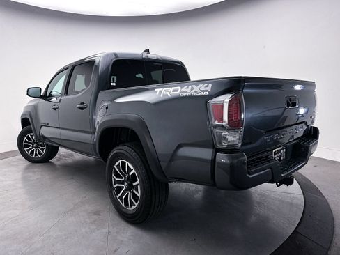 Used 2023 Toyota Tacoma TRD Off-Road w/ Advanced Technology Package AWD/4WD image 3