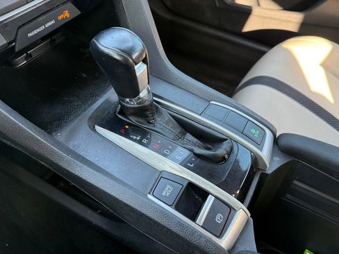 Certified 2020 Honda Civic EX image 16