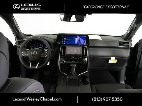 New 2026 Lexus LX 600 4WD w/ Premium Package image 10