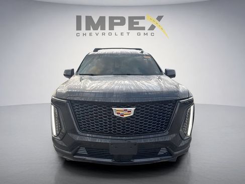 Used 2025 Cadillac Escalade Sport Platinum w/ LPO, ONYX Package AWD/4WD image 8