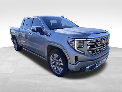 Used 2023 GMC Sierra 1500 Denali w/ Denali Reserve Package image 3