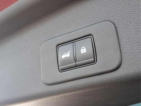 Used 2026 Nissan Murano SV AWD/4WD image 21