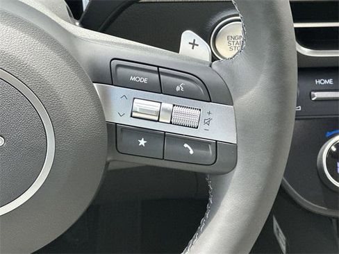 New 2025 Hyundai Sonata Limited image 25