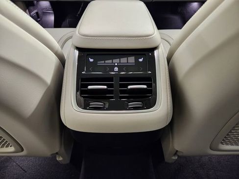 New 2026 Volvo XC90 B6 Ultra w/ Protection Package Premier AWD/4WD image 31