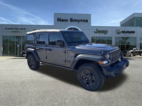 Used 2025 Jeep Wrangler Sport image 1